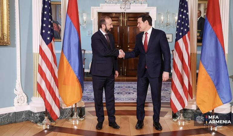 Арарат Мирзоян (слева) и Марко Рубио. Фото: МИД Армении