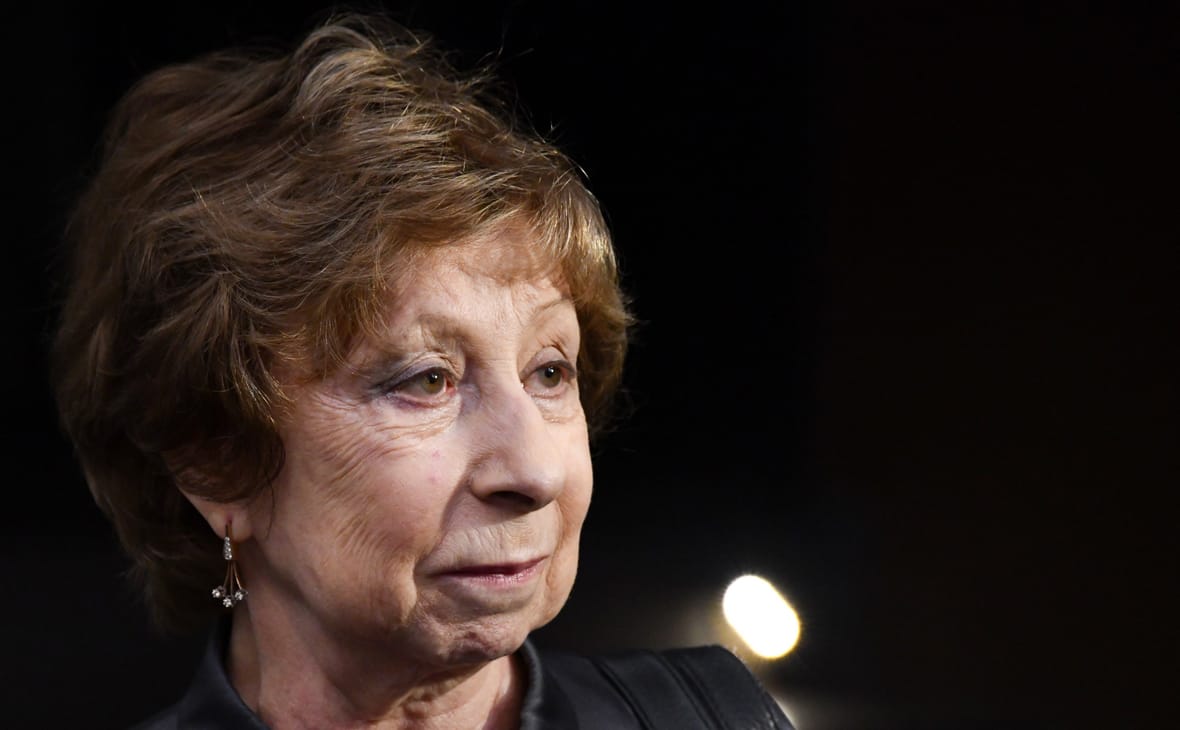 Лию Ахеджакову вызвали в СК из-за жалобы на спектакль «Первый хлеб»