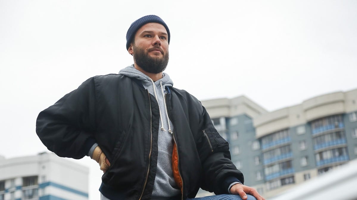 Макс Корж отменил тур по СНГ. Он объявил его сразу после выхода антивоенной песни, за что подвергся критике