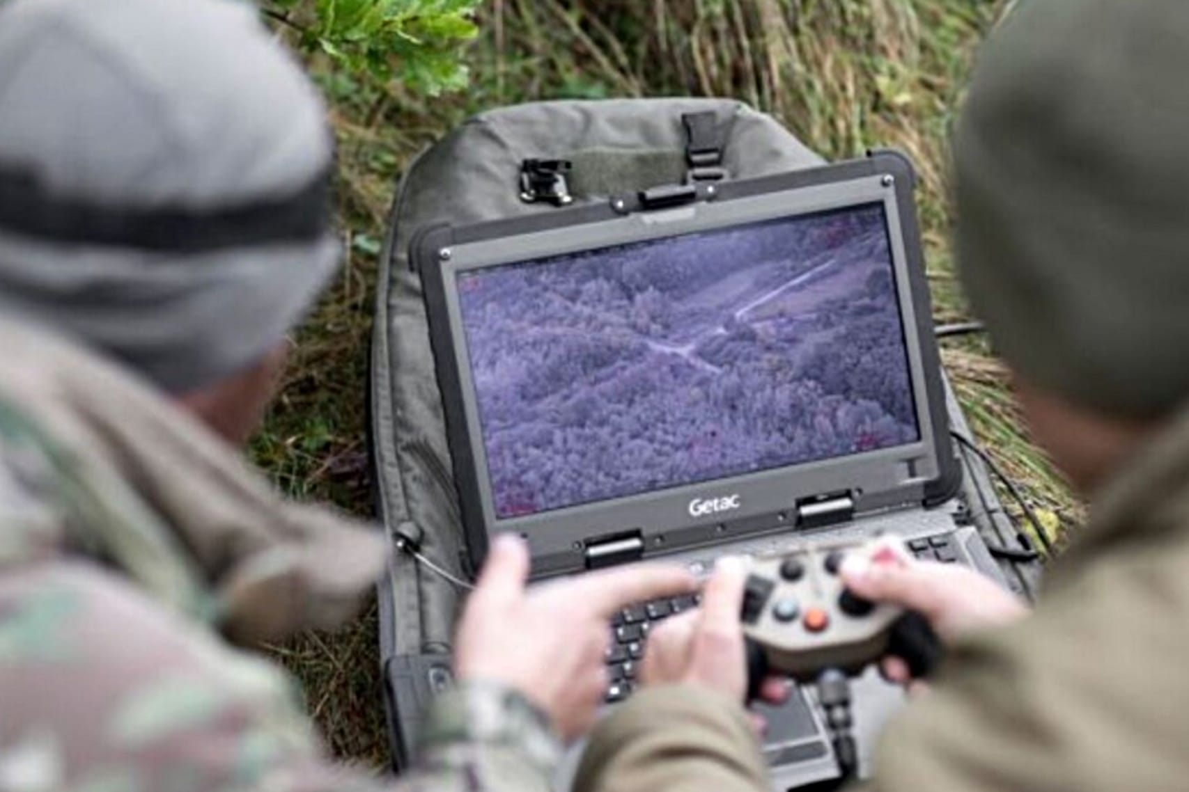 В Москве вербуют добровольцев у метро. На фронт их заманивают деньгами, льготами ЖКХ и игрой на PlayStation 5