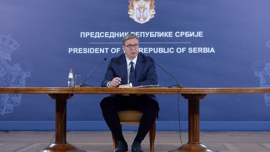 Шансы оппозиции на парламентских выборах в Сербии самые высокие с 2012 года, но она все равно не сможет победить Вучича — политолог