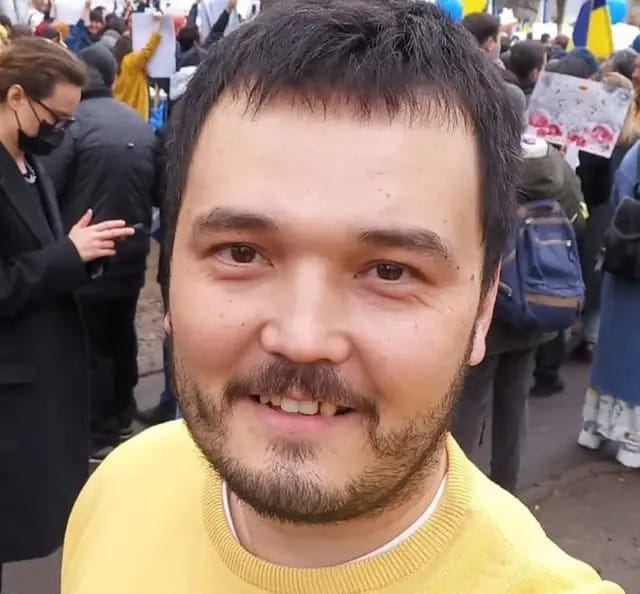 В Казахстане задержали каракалпакского активиста Акылбека Муратбая. Предположительно, это сделано по запросу из Узбекистана