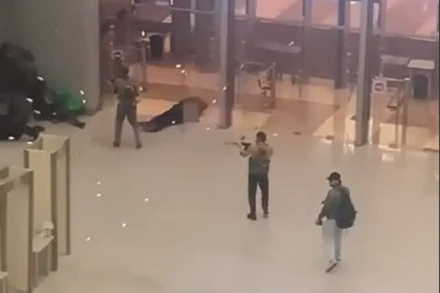 Песков заявил, что людей в «Крокусе» спасали «с первых минут». В реальности силовики приехали через полтора часа после начала теракта