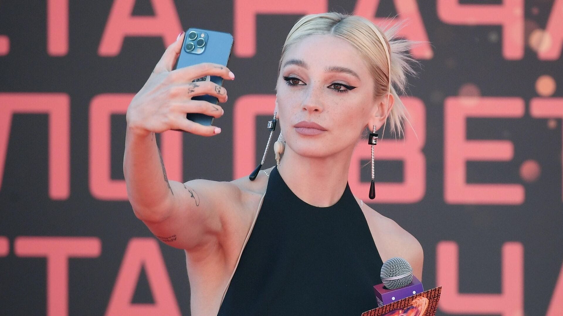 Анастасия Ивлеева оштрафована на 50 тысяч рублей за «дискредитацию ВС РФ»