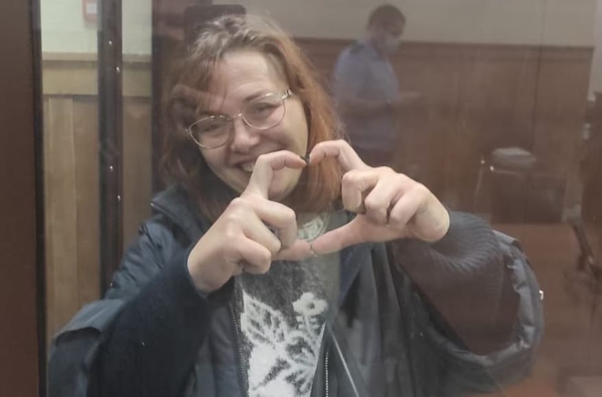 Активистку Ольгу Смирнову, осужденную за «фейки» об армии, поставили на профилактический учет как «склонную к экстремизму и терроризму»