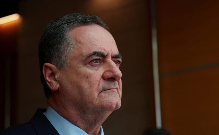 Великобритания введет санкции против министра обороны Израиля Каца, если его план по перемещению палестинцев в лагерь в Рафахе осуществится