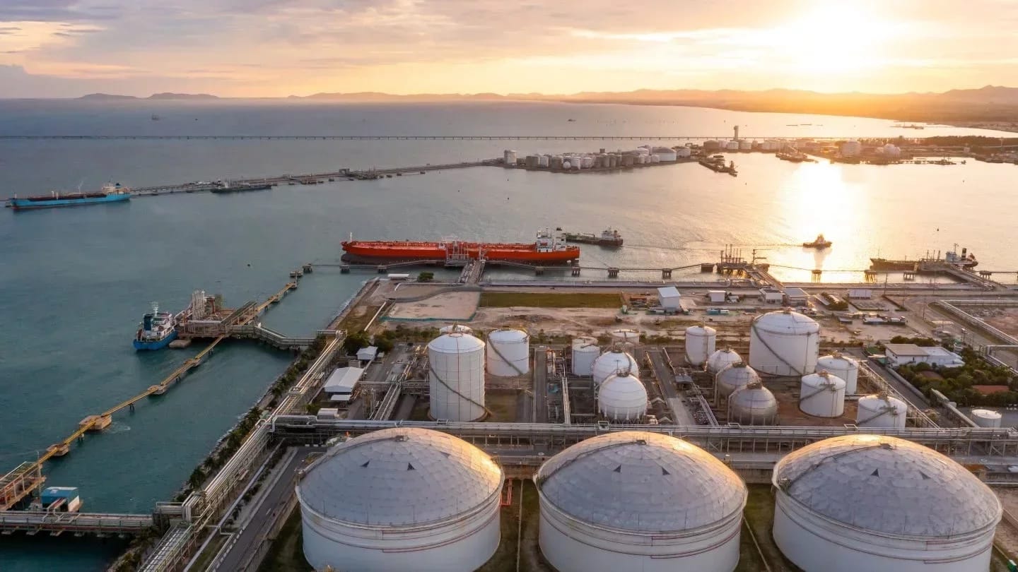 Нефтяные компании готовят экспорт венесуэльской нефти в США, но сталкиваются с проблемами из-за санкций и состояния инфраструктуры — Reuters