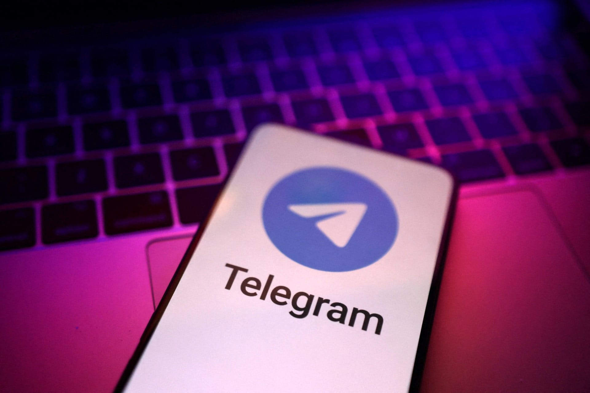 Роскомнадзор начнет замедлять Telegram