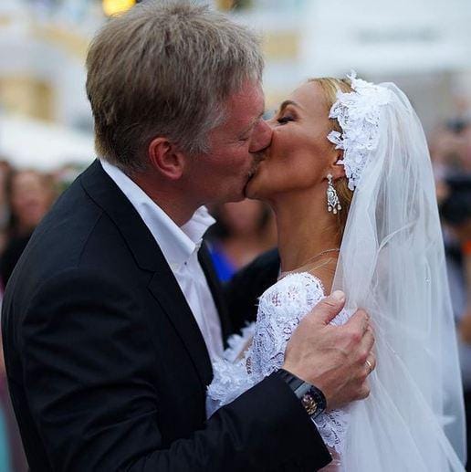 На руке Пескова во время свадьбы заметили часы стоимостью 37 млн. рублей