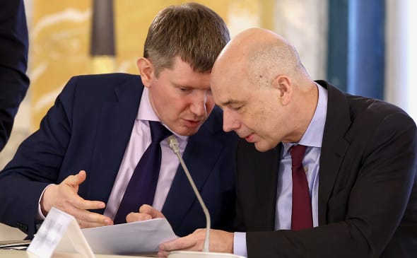 Российские власти признали беспомощность перед сильным рублем