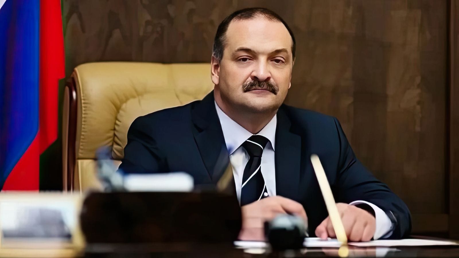 Глава Дагестана Сергей Меликов заявил, что энергосистема республики находится в катастрофическом состоянии и больше работать не может