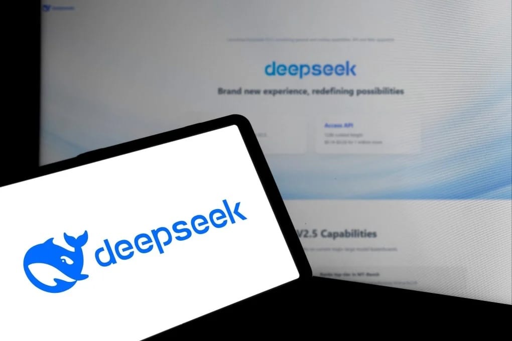 Журналы чатов с большой языковой моделью DeepSeek находились в открытом доступе