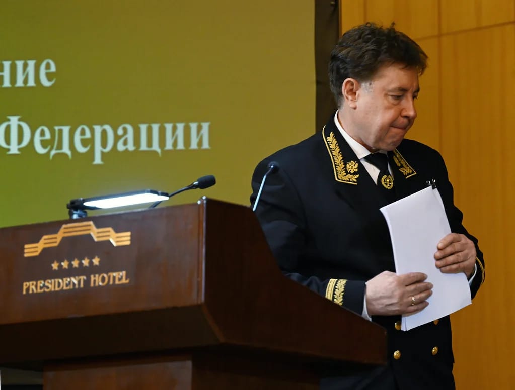 Генпрокуратура обвинила председателя Совета судей РФ Момотова в незаконном получении активов на 9 млрд рублей и связях с криминальным миром