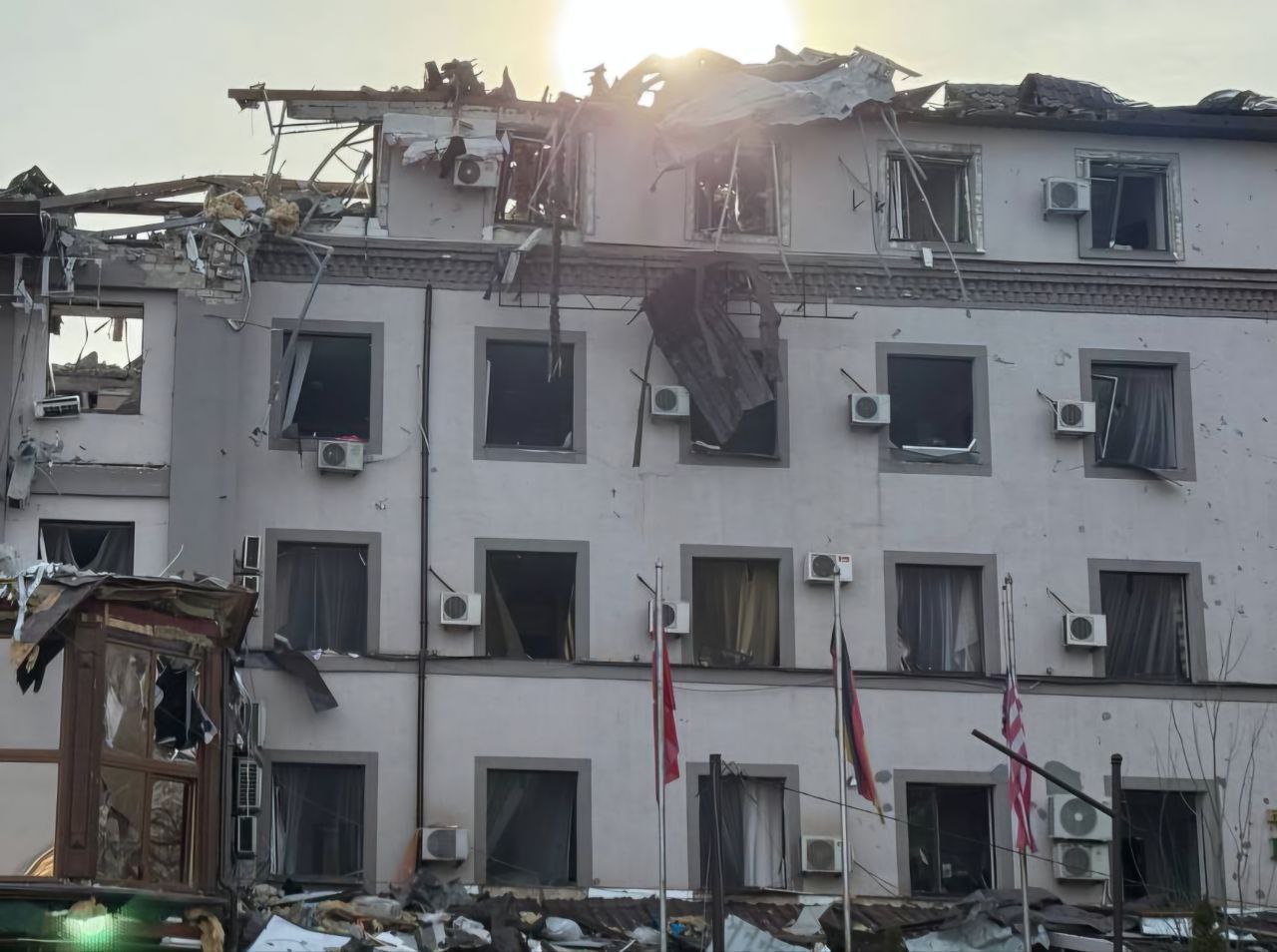 Последствия ракетного удара по Кривому Рогу