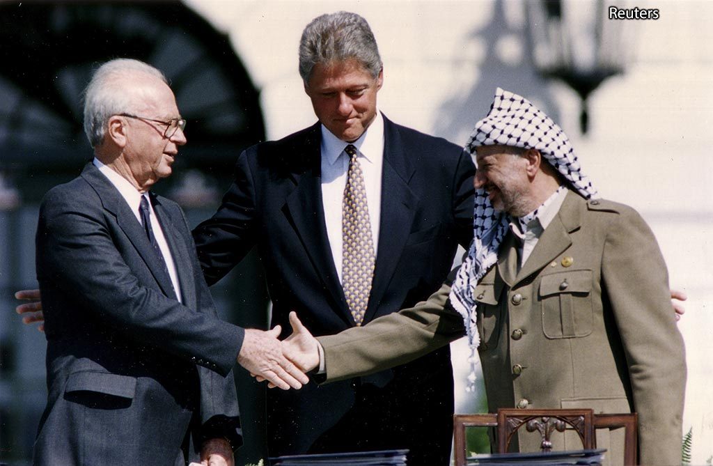 Многие надеялись, что соглашения, подписанные в Осло, установят мир на Ближнем Востоке