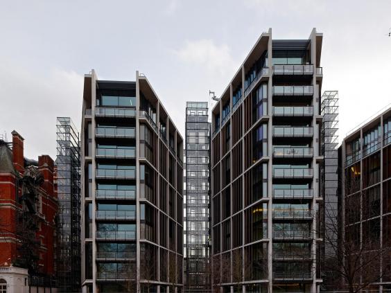 One Hyde Park, один из самых дорогих жилых домов в мире, где около 60 квартир принадлежит анонимным владельцам, предположительно российским