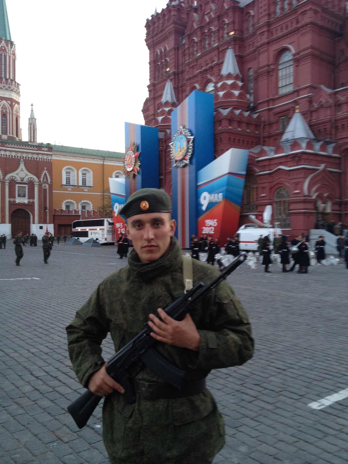 боец Николай Чоулз