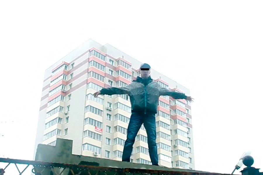 92b2bdb95feef0f64b81eac47872180e07d2f52b_900