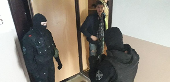 Обыск в штабе, фото Znak.com